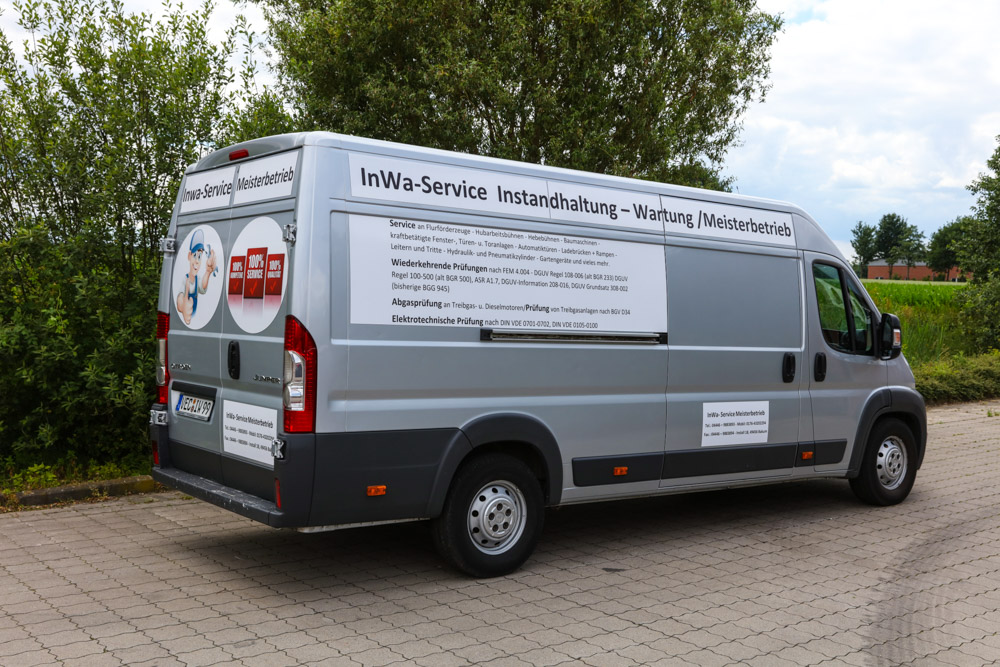 Servicefahrzeug Servicefahrzeug
