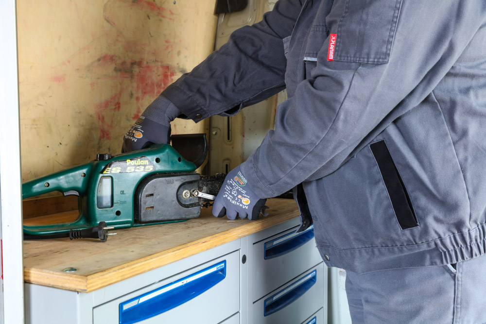 Reparatur und Inspektion Reparatur und Inspektion