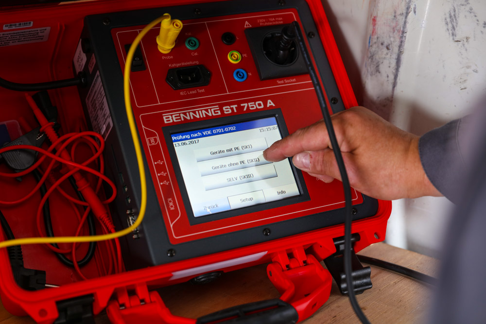 Elektrotechnische Prüfungen Elektrotechnische Prüfungen